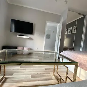 https://glamour-apartment.gdanskhotel.org